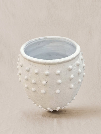 Jarrón uma bolita granito blanco