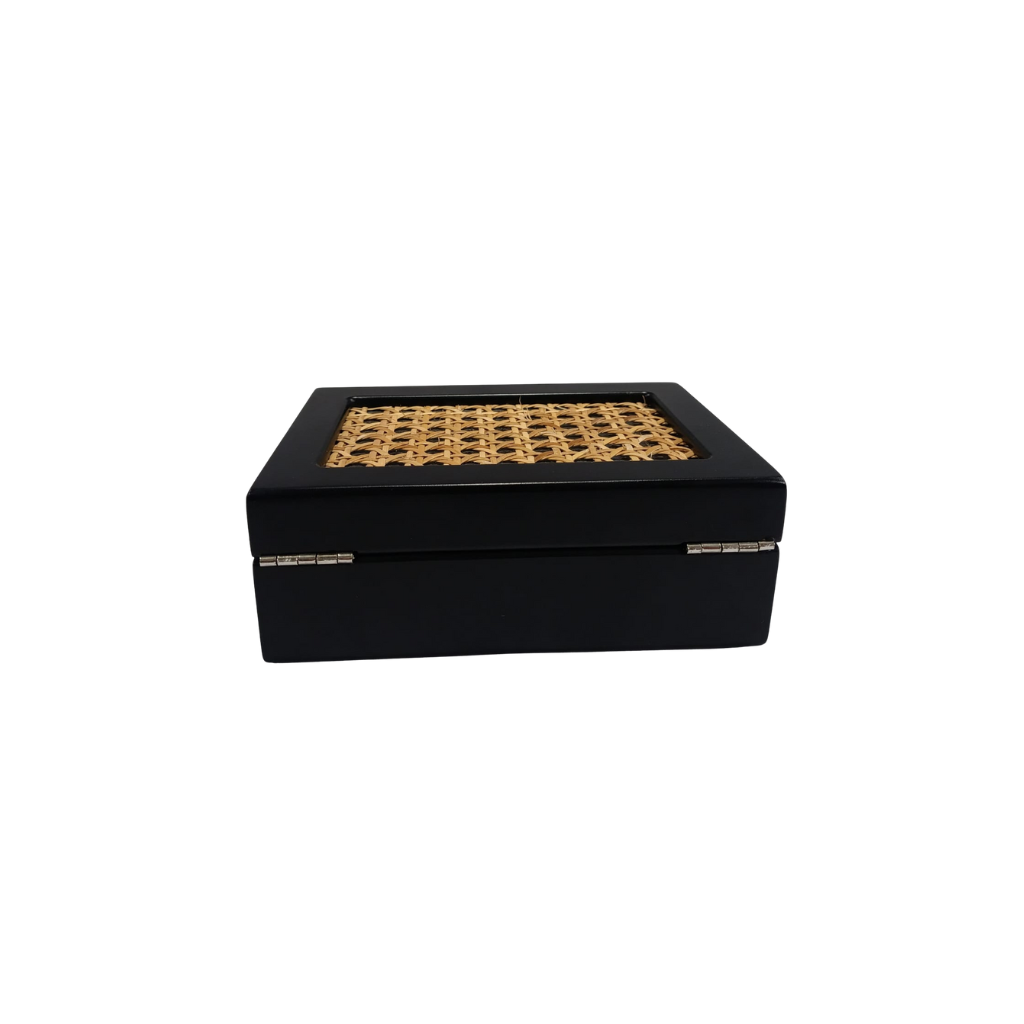 Caja con mimbre