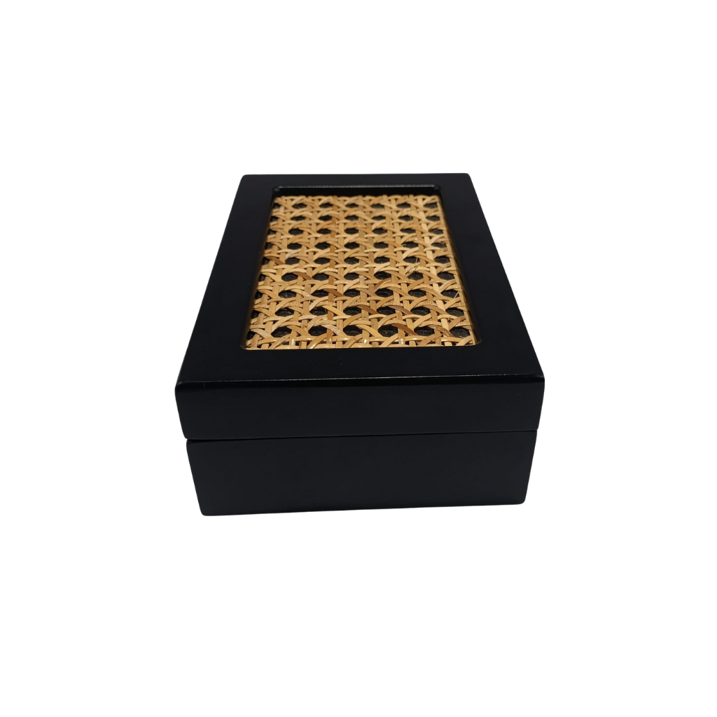 Caja con mimbre