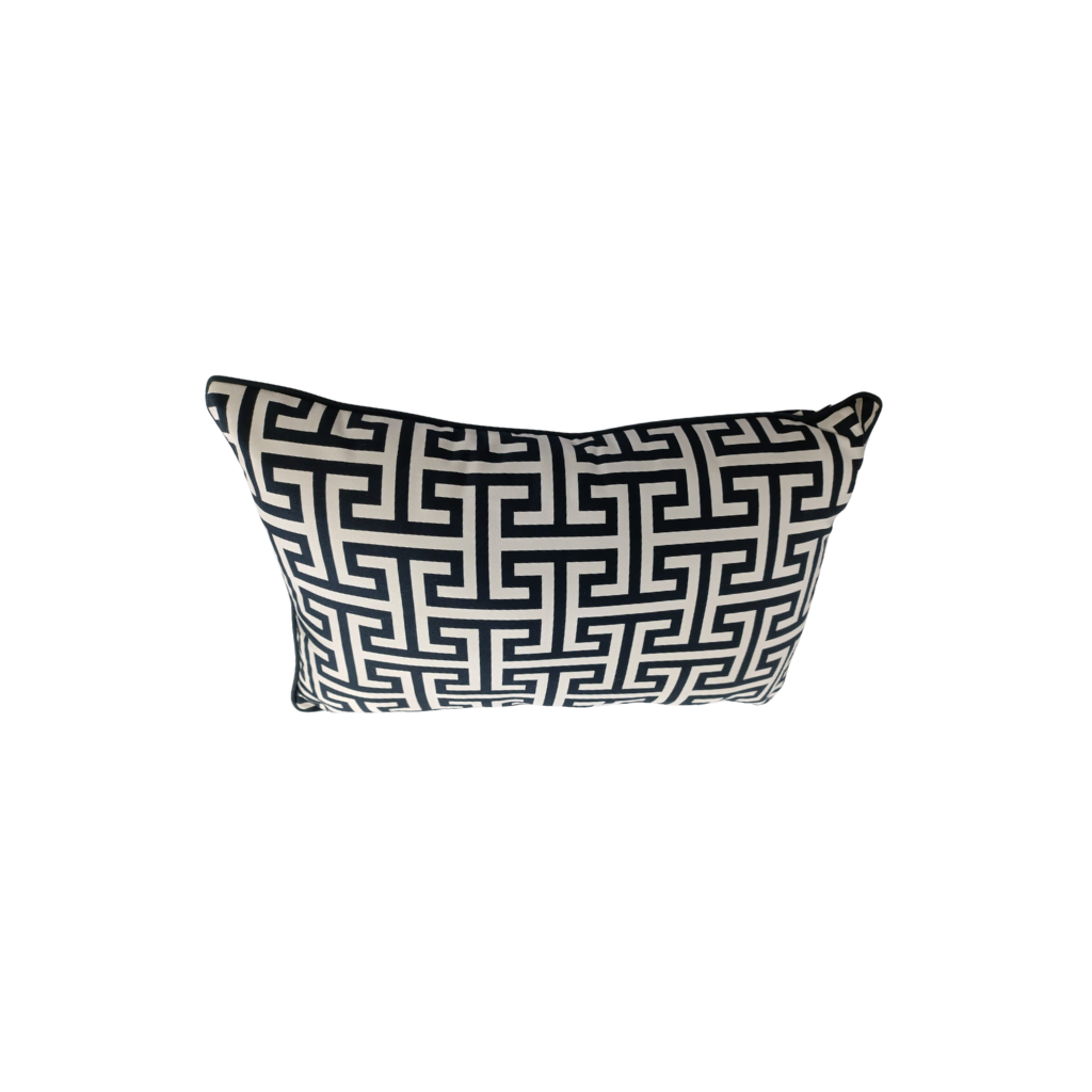 Funda de cojin grecas 60x40
